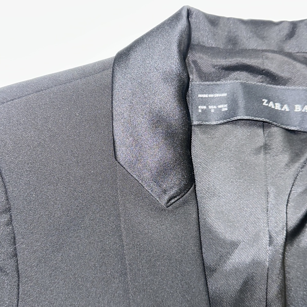 Zara Cinched Blazer - Picture 3 of 9